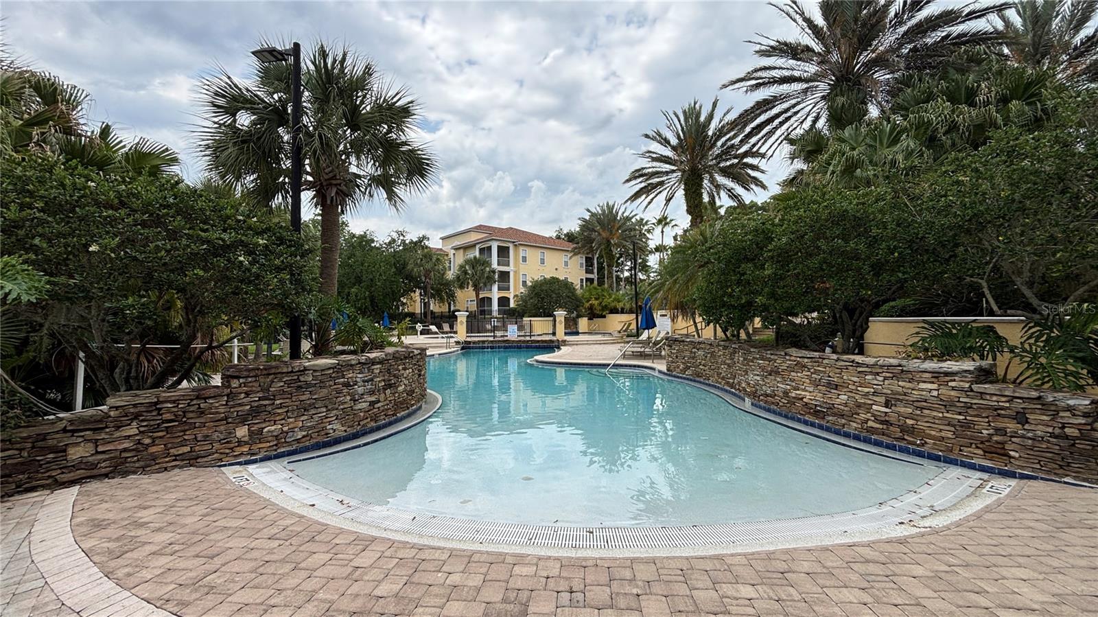VISCONTI WEST - Residential Lease