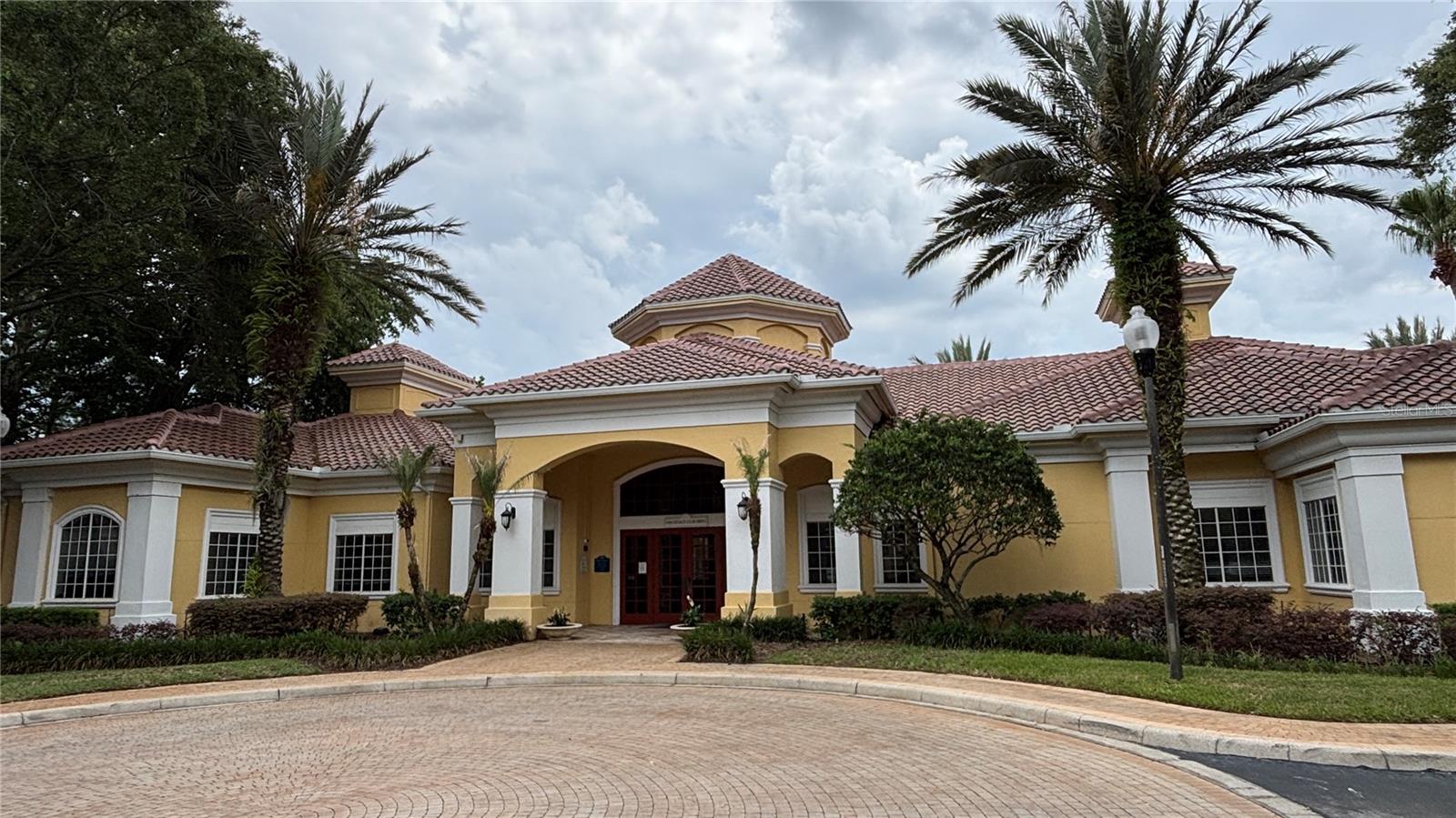 VISCONTI WEST - Residential Lease