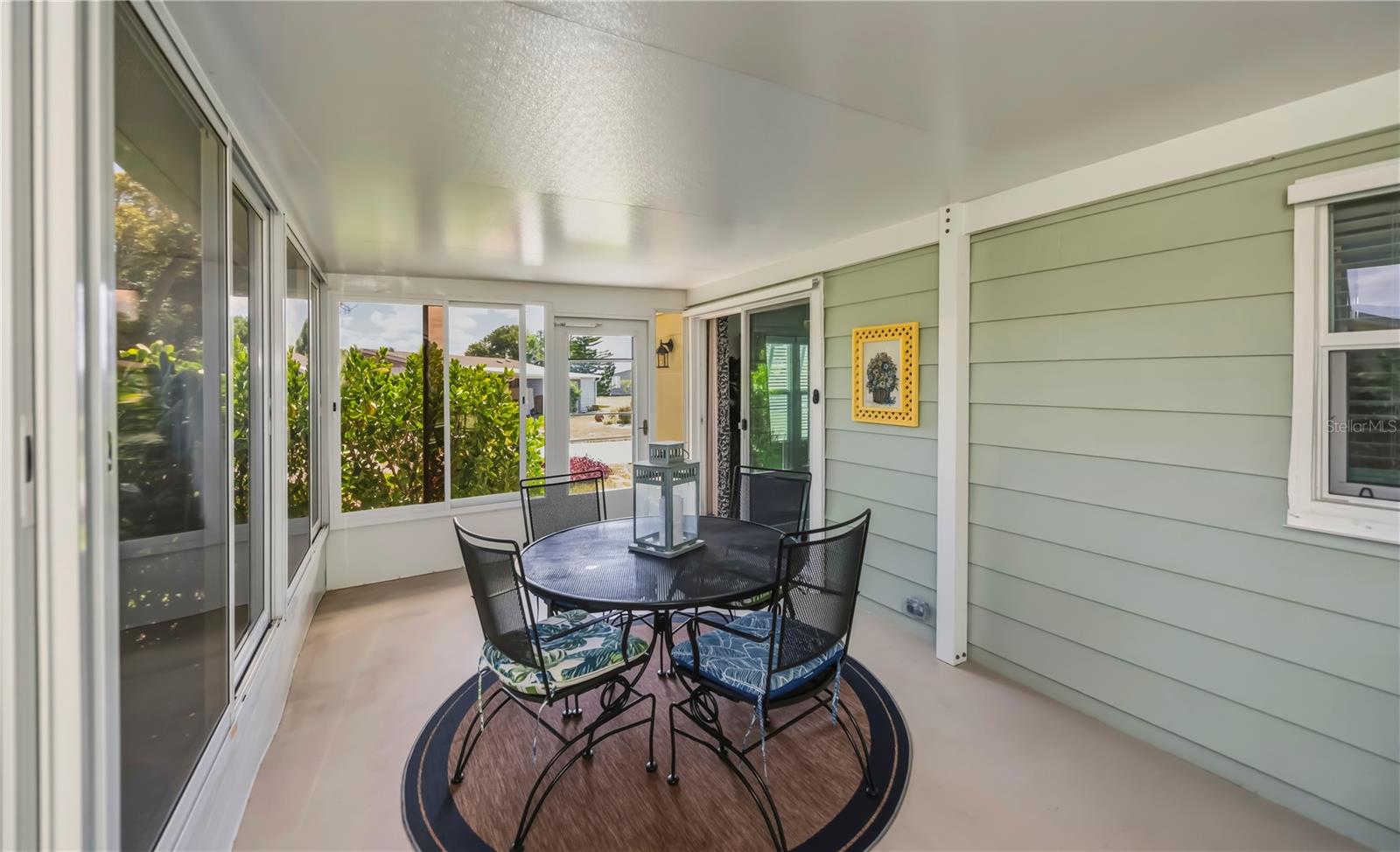 TANGERINE WOODS - Residential