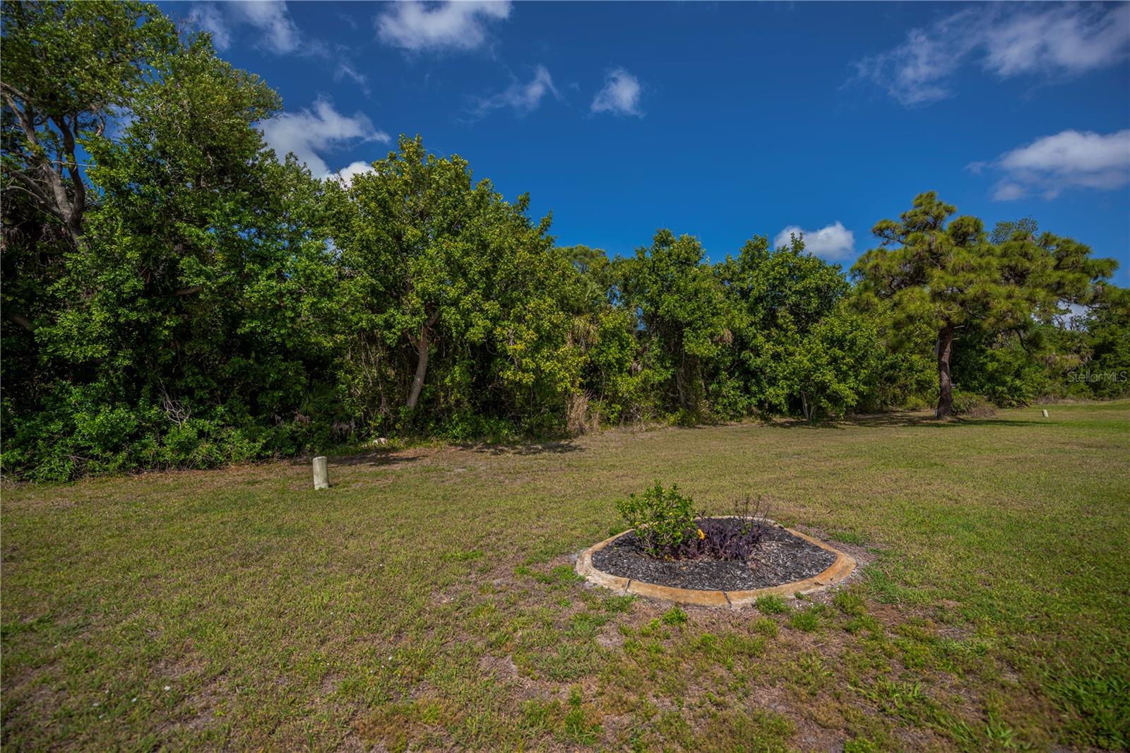 TANGERINE WOODS - Residential