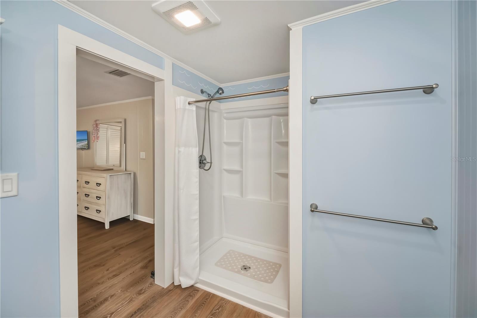 TANGERINE WOODS - Residential