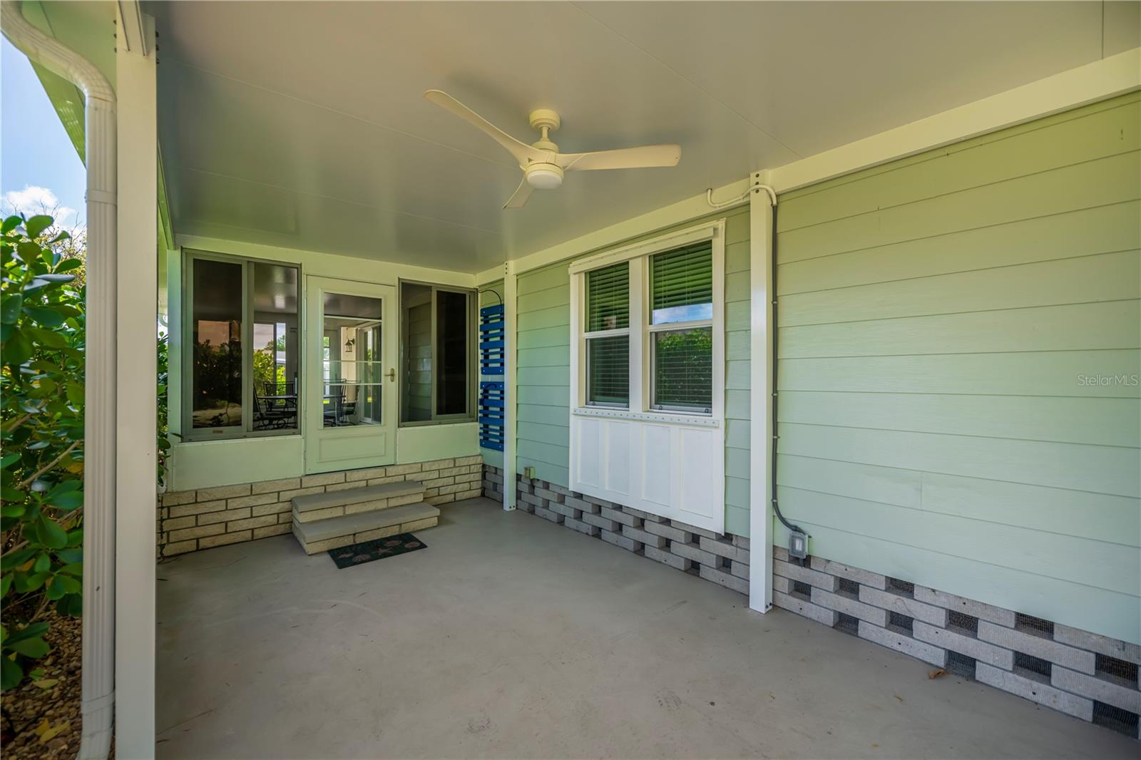 TANGERINE WOODS - Residential