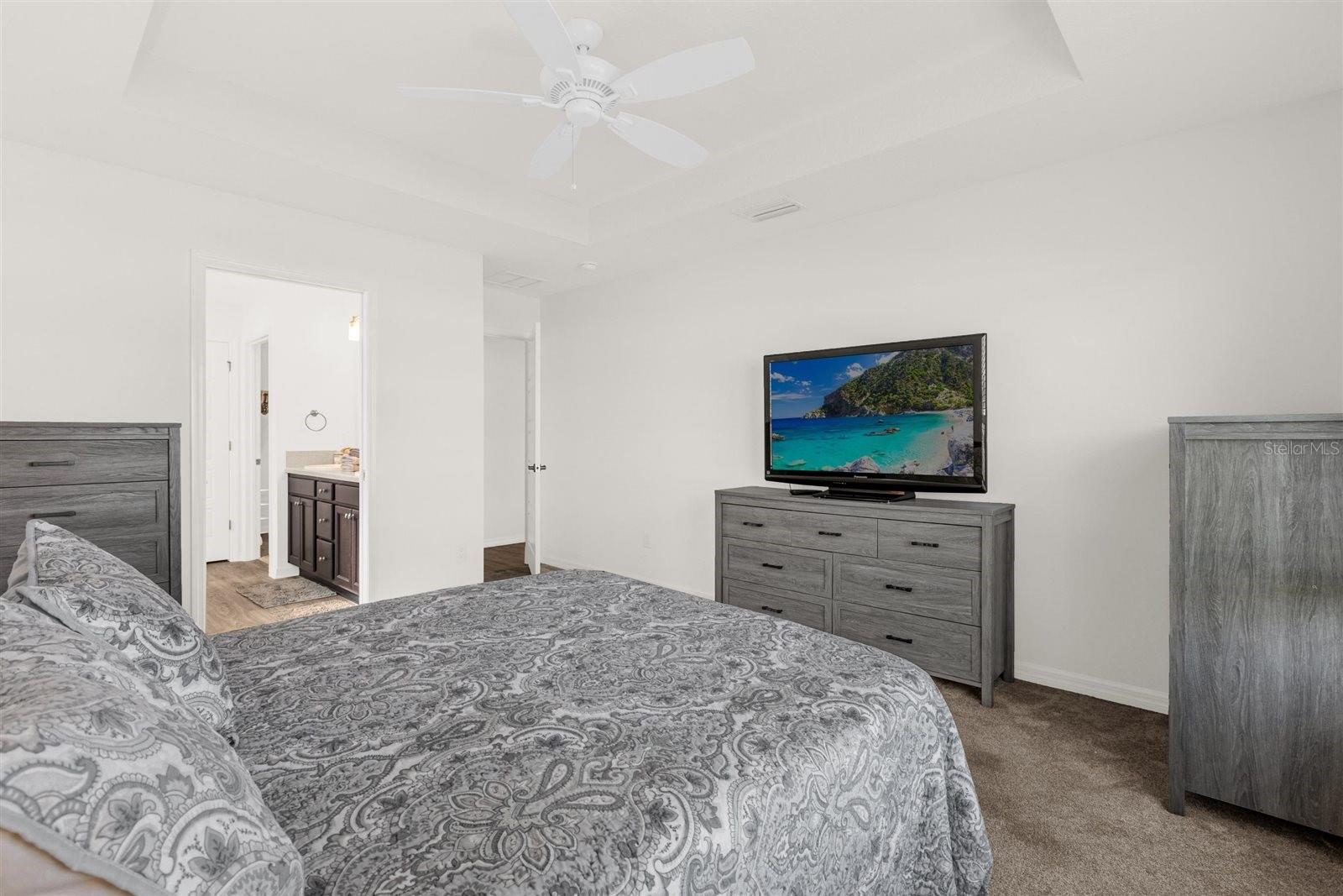 VILLAGES/SOUTHERN OAKS UN #110 - Residential