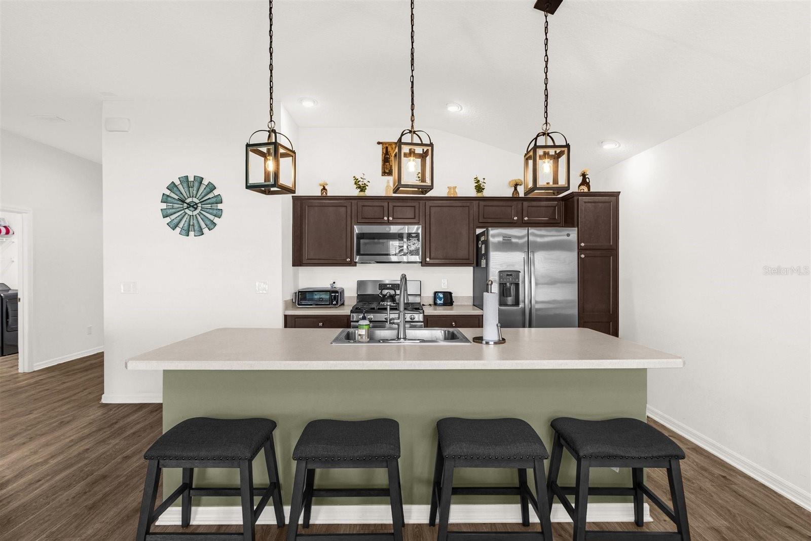 VILLAGES/SOUTHERN OAKS UN #110 - Residential