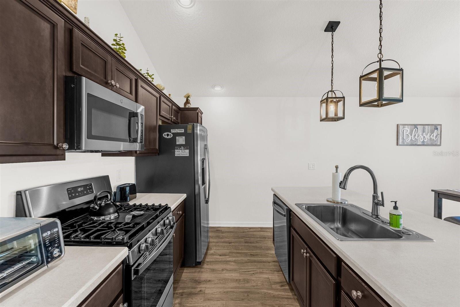 VILLAGES/SOUTHERN OAKS UN #110 - Residential