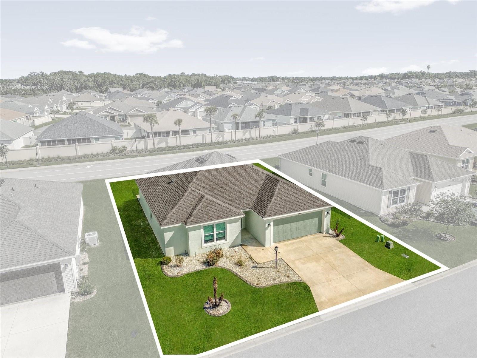 VILLAGES/SOUTHERN OAKS UN #110 - Residential