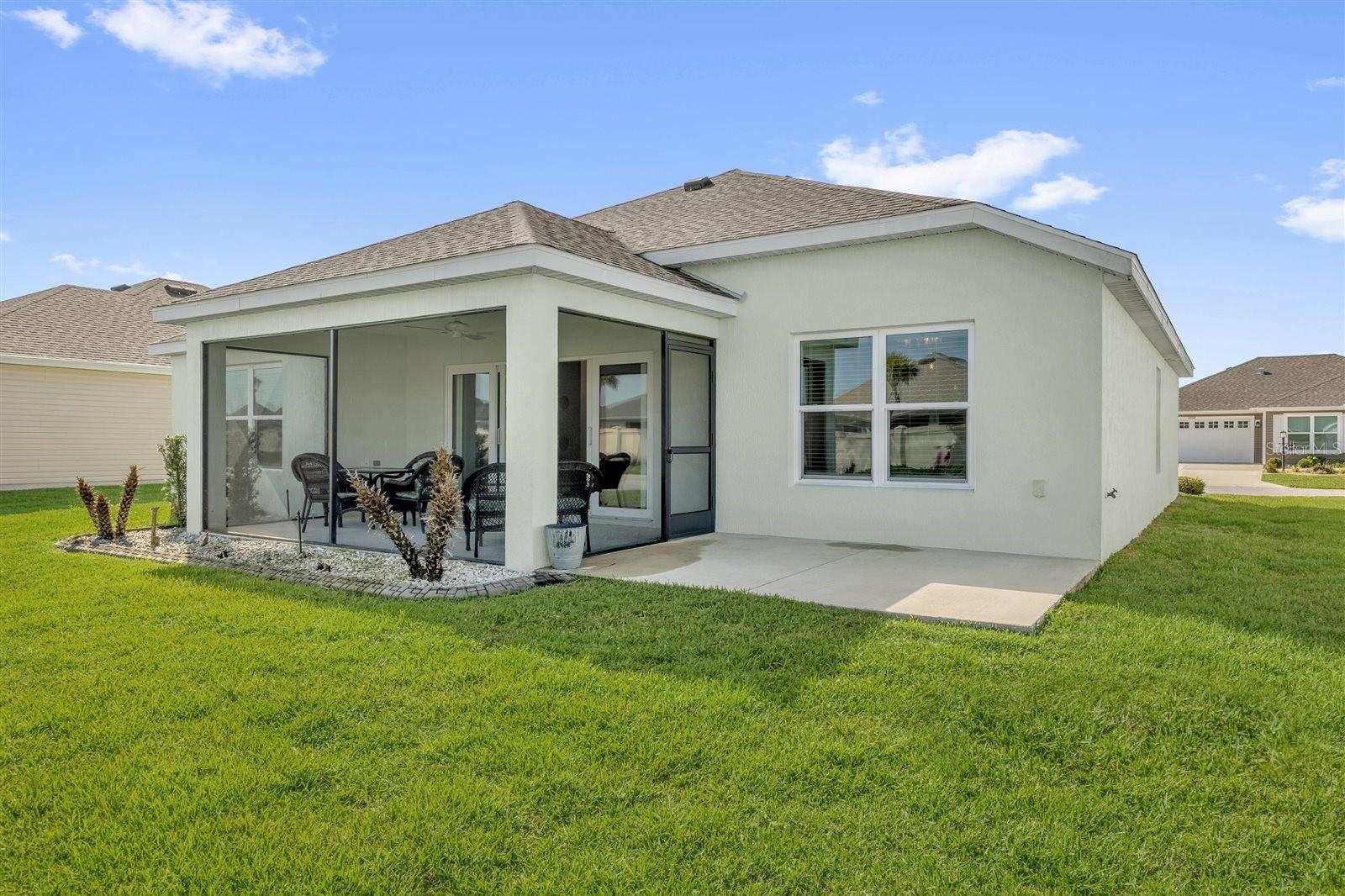 VILLAGES/SOUTHERN OAKS UN #110 - Residential