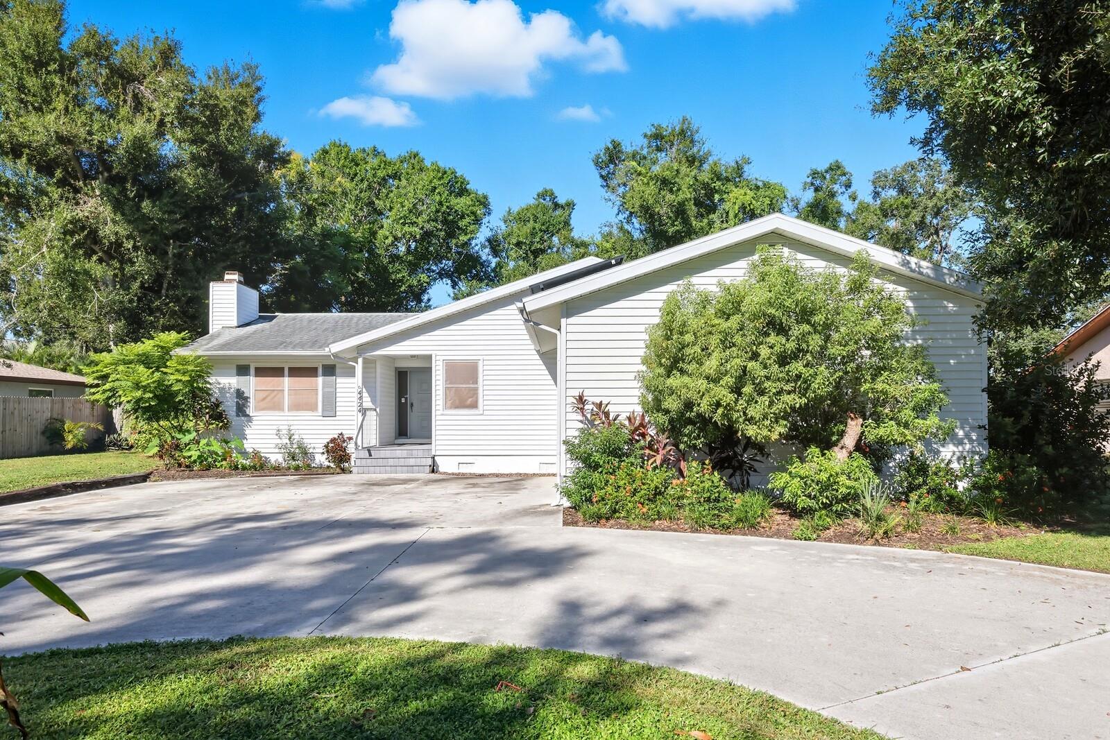 4424 MEADOW CREEK CIRCLE