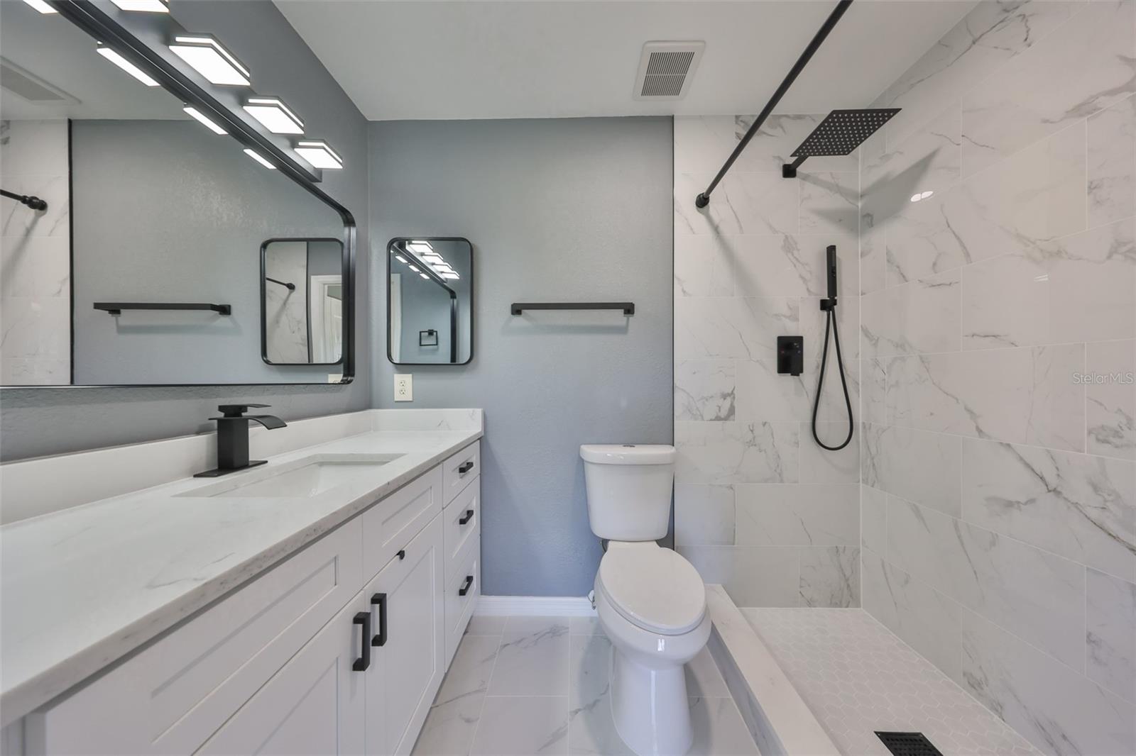 GLOUCESTER J CONDO - Residential