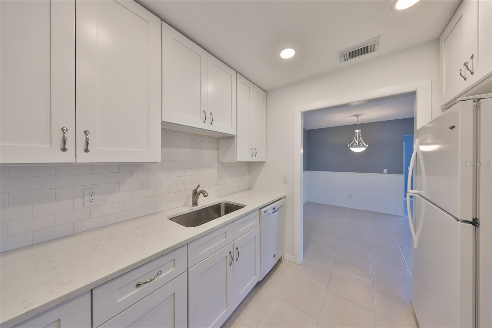 GLOUCESTER J CONDO - Residential