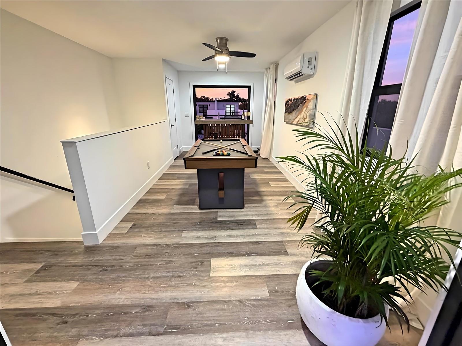 LATITUDES IN THE PARK TWNHMS - Residential