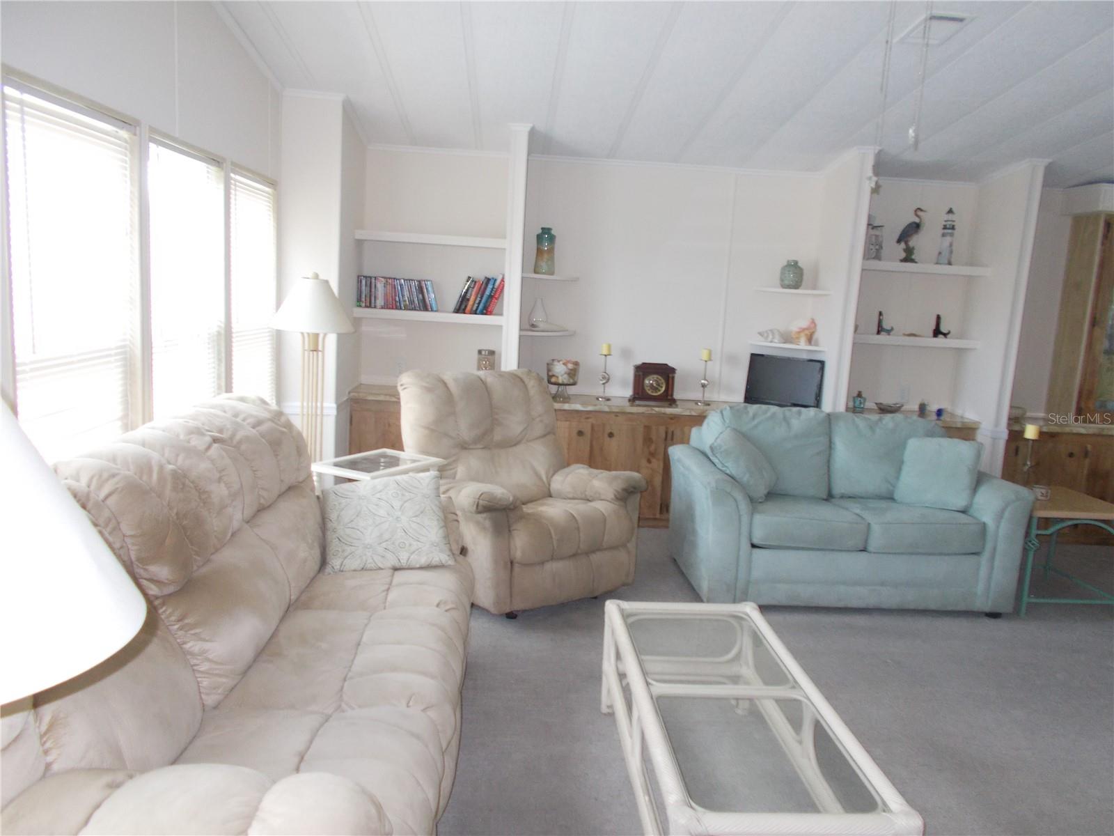 HOLIDAY PARK - Residential