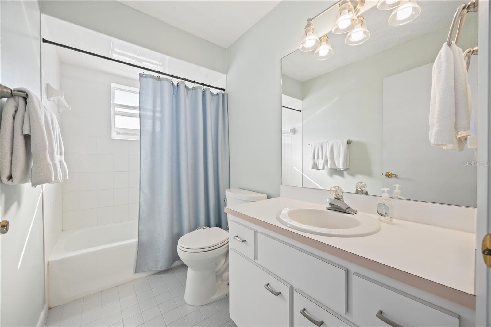 PRAIRIE OAKS PH 01 02 REP - Residential