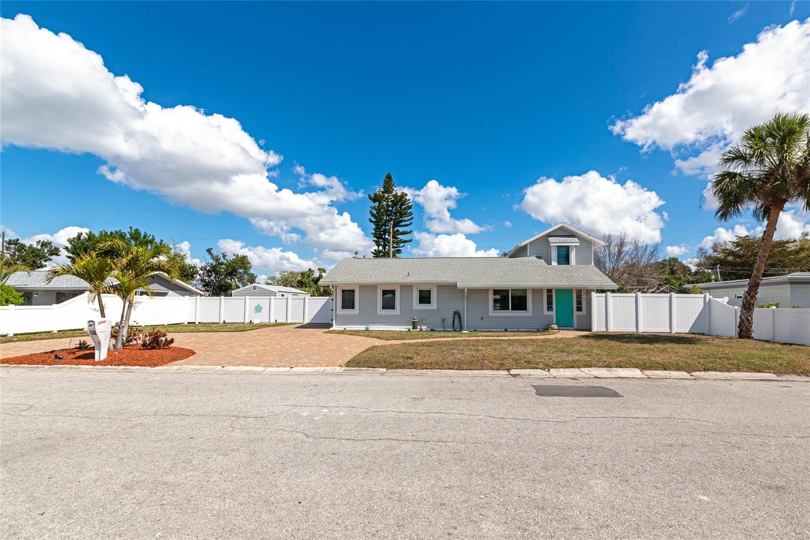 BAYOU VISTA - Residential