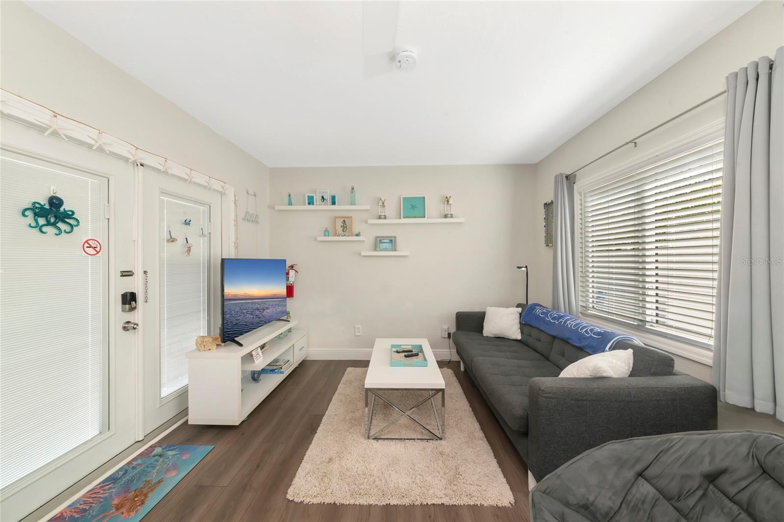 BAYOU VISTA - Residential