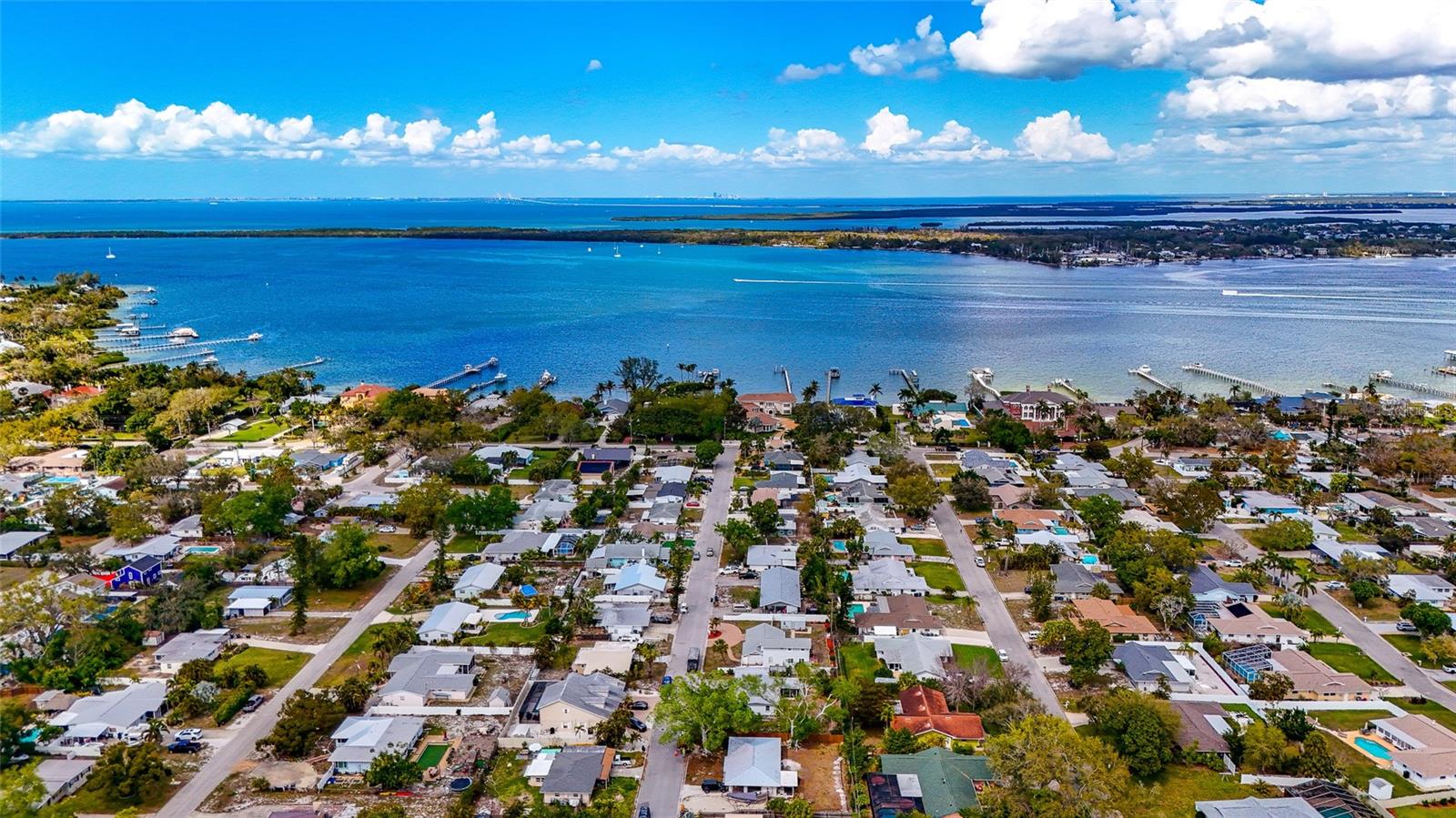 BAYOU VISTA - Residential