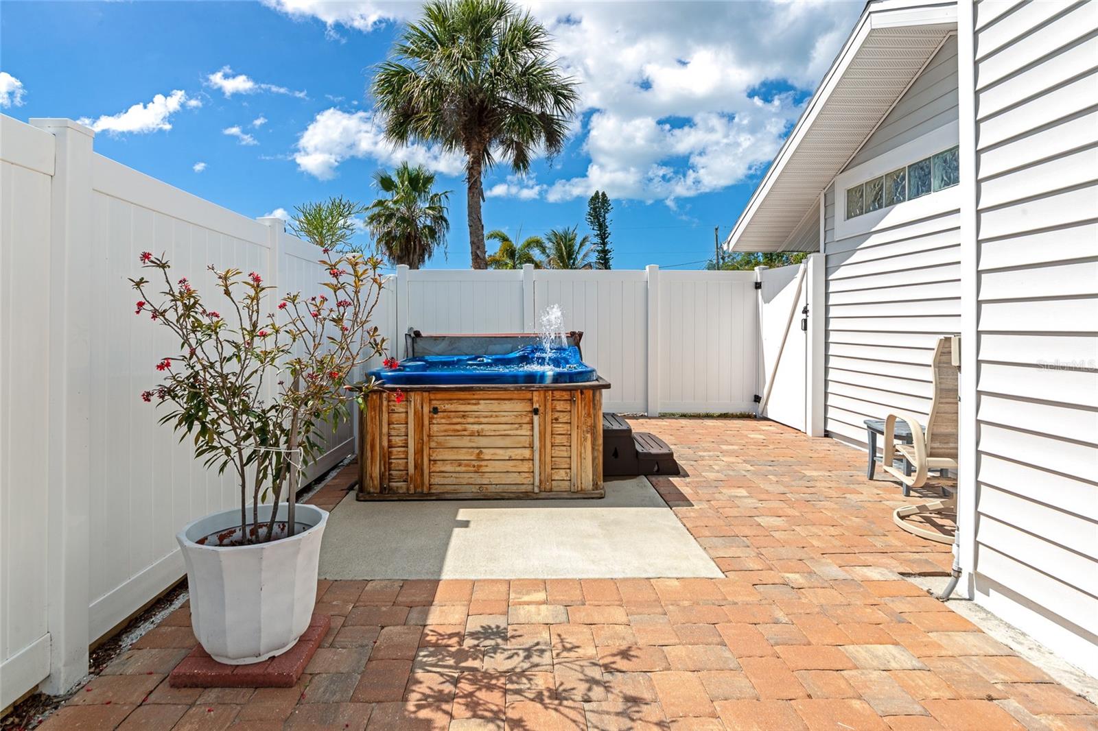 BAYOU VISTA - Residential