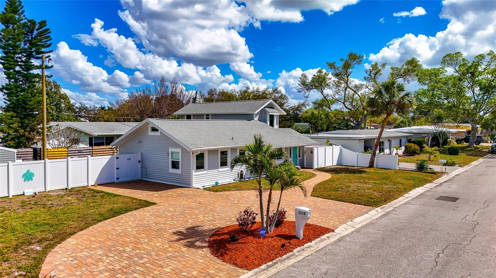 BAYOU VISTA - Residential