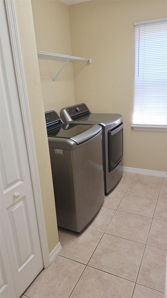 TAVARES LAKE SAUNDERS POINTE LT 34 - Residential