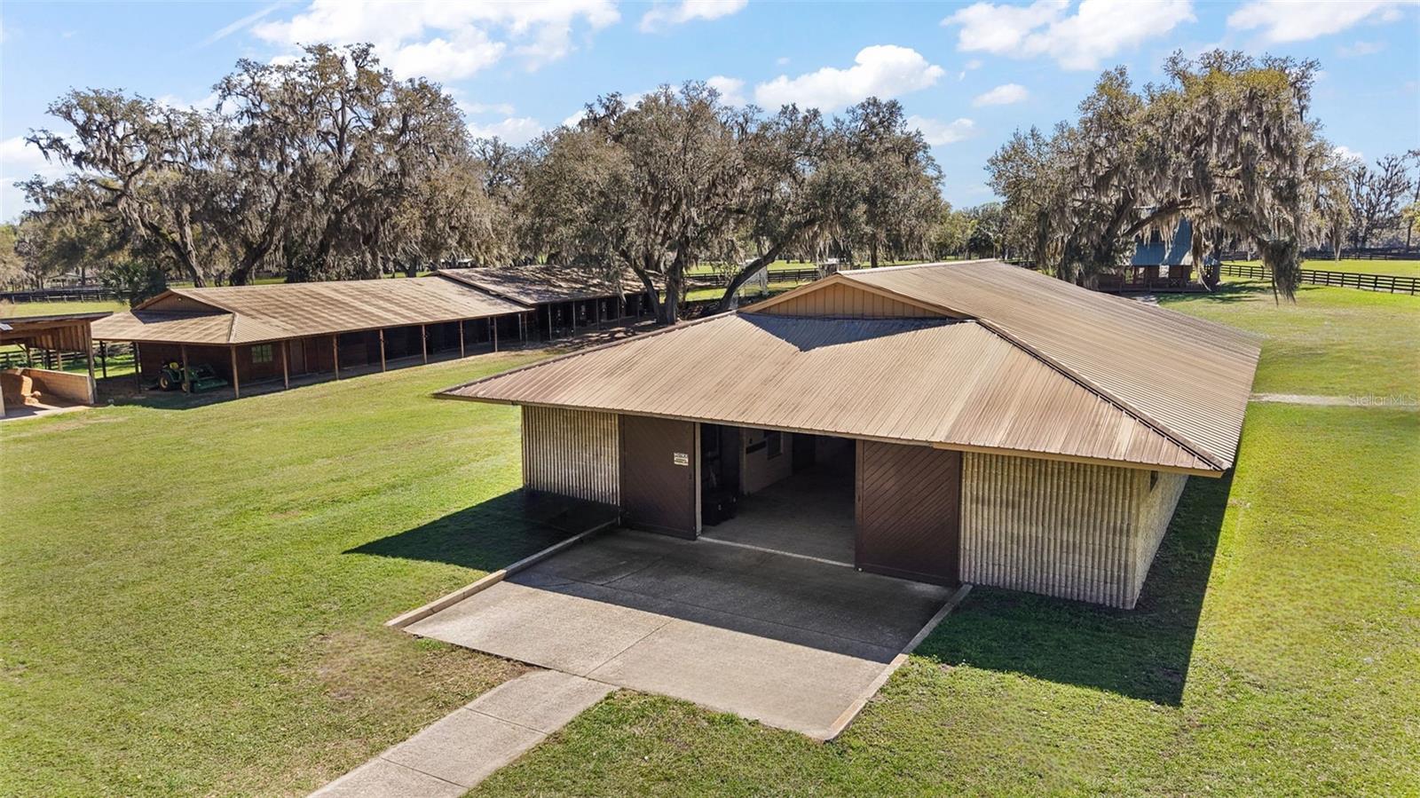 6341 W HWY 329