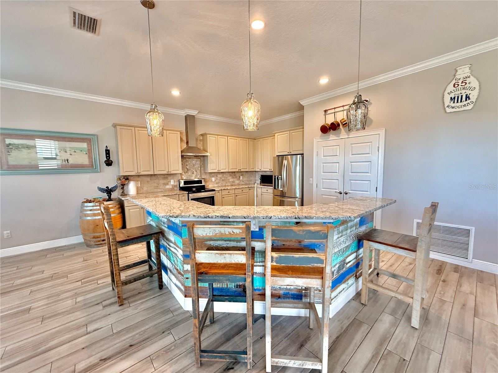 CEDAR ISLAND SUB - Residential