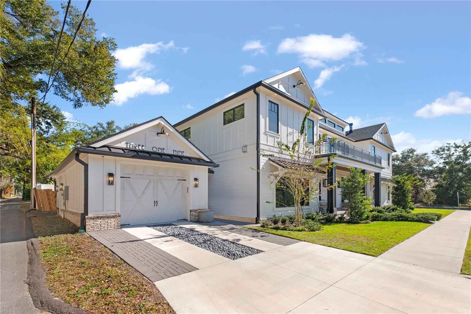 WEST HIGHLANDS - Residential