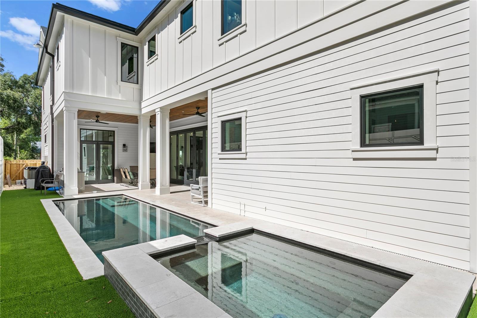 WEST HIGHLANDS - Residential