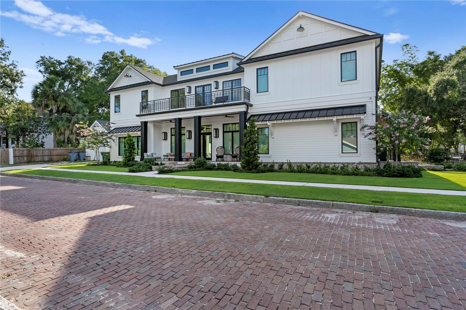 WEST HIGHLANDS - Residential