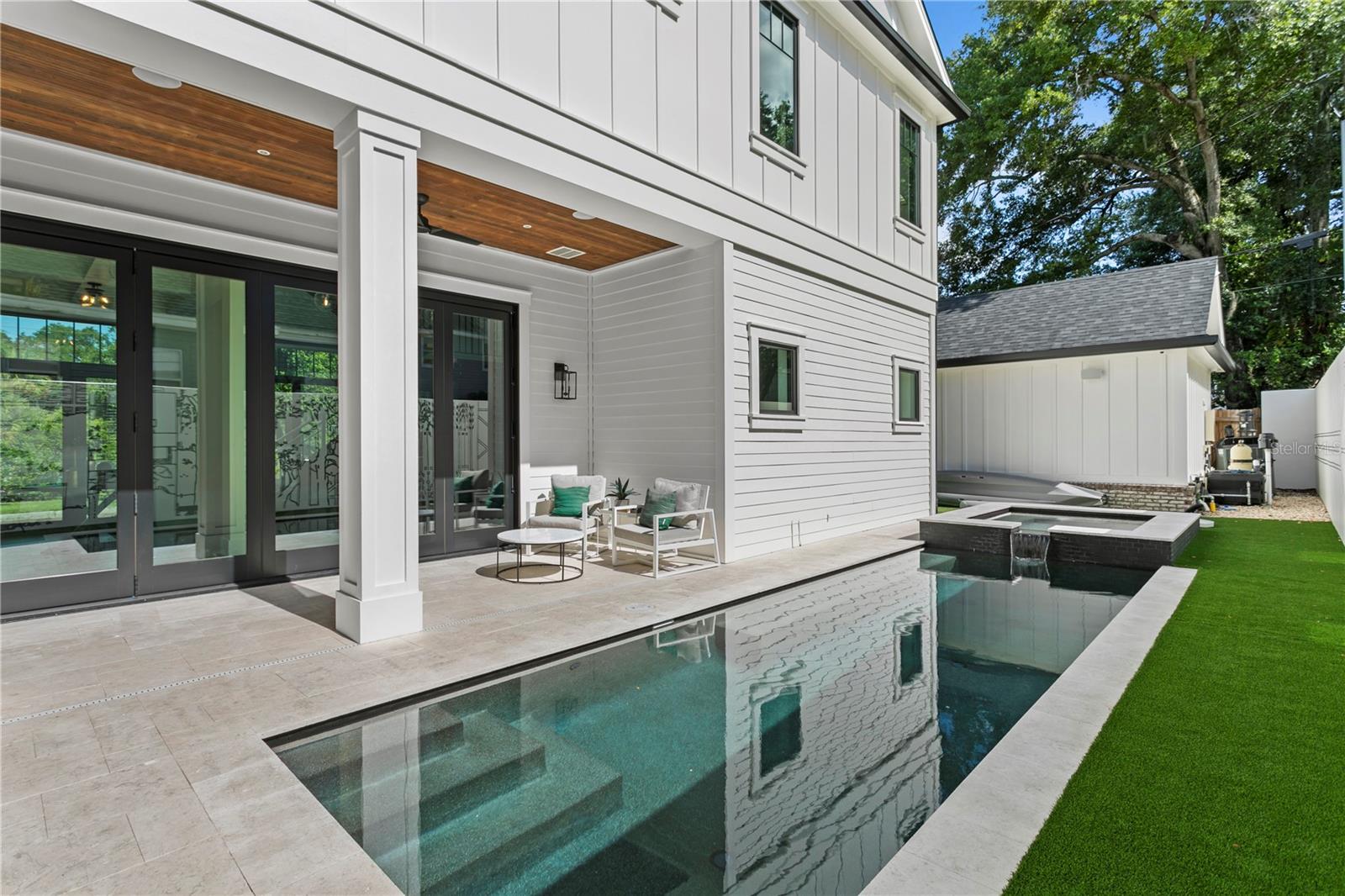WEST HIGHLANDS - Residential