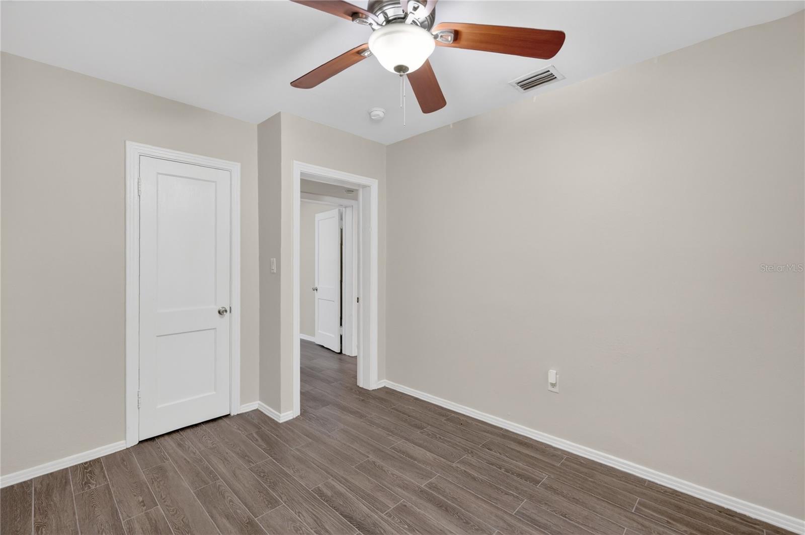 MISSION HEIGHTS - Residential Lease