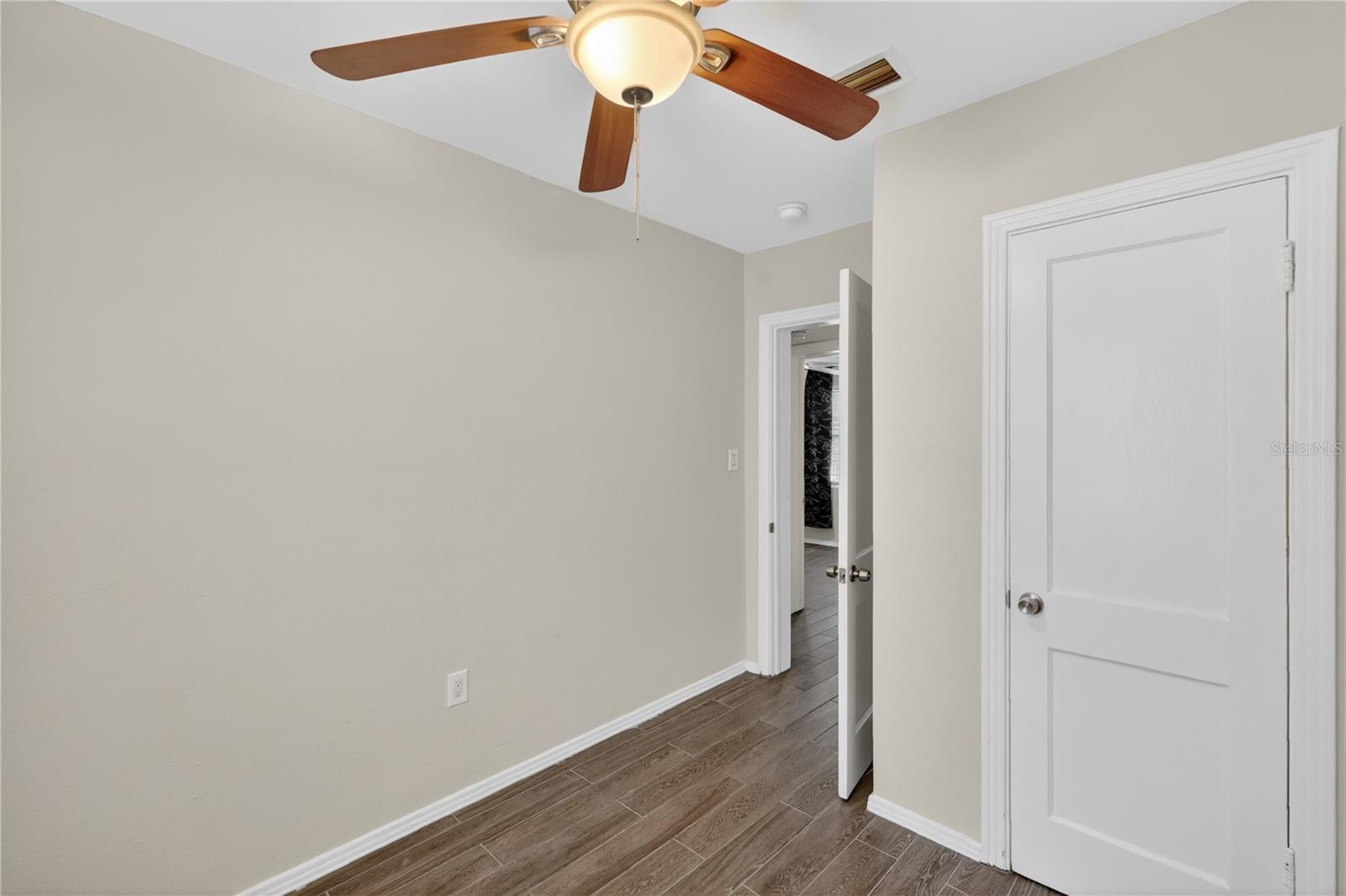 MISSION HEIGHTS - Residential Lease