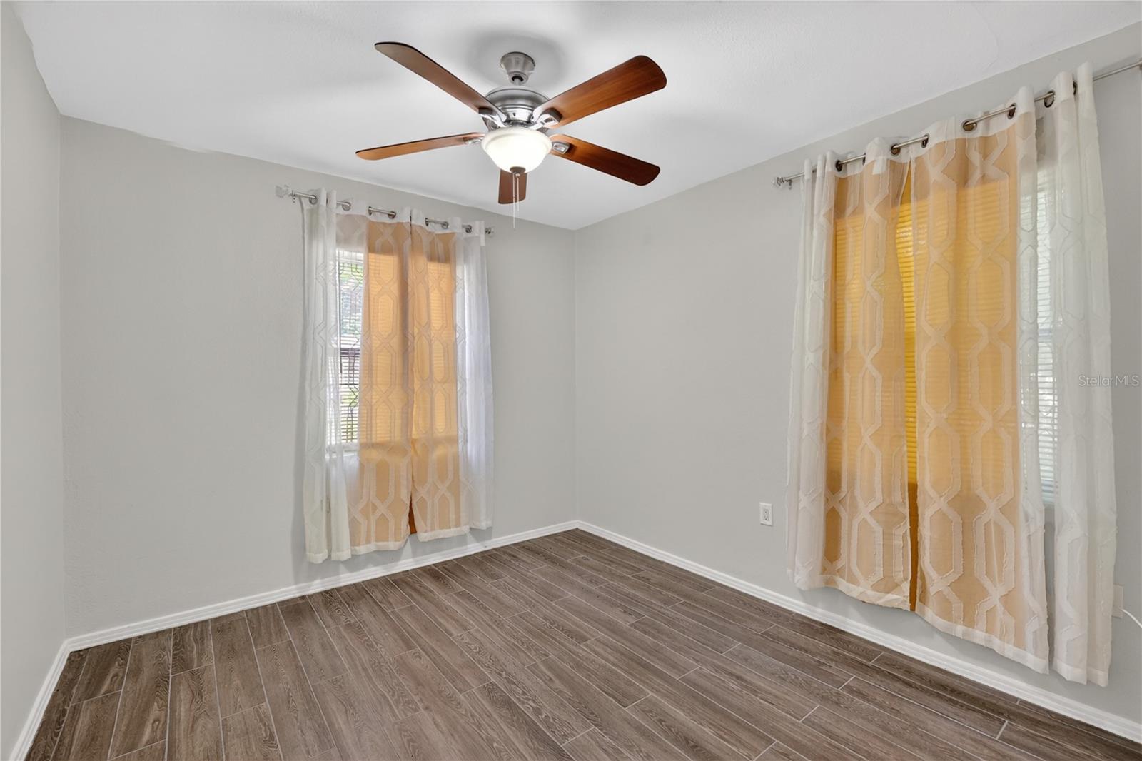 MISSION HEIGHTS - Residential Lease