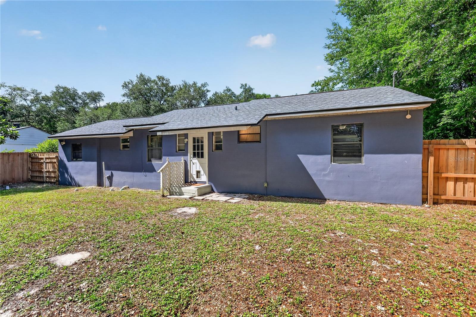 MISSION HEIGHTS - Residential Lease