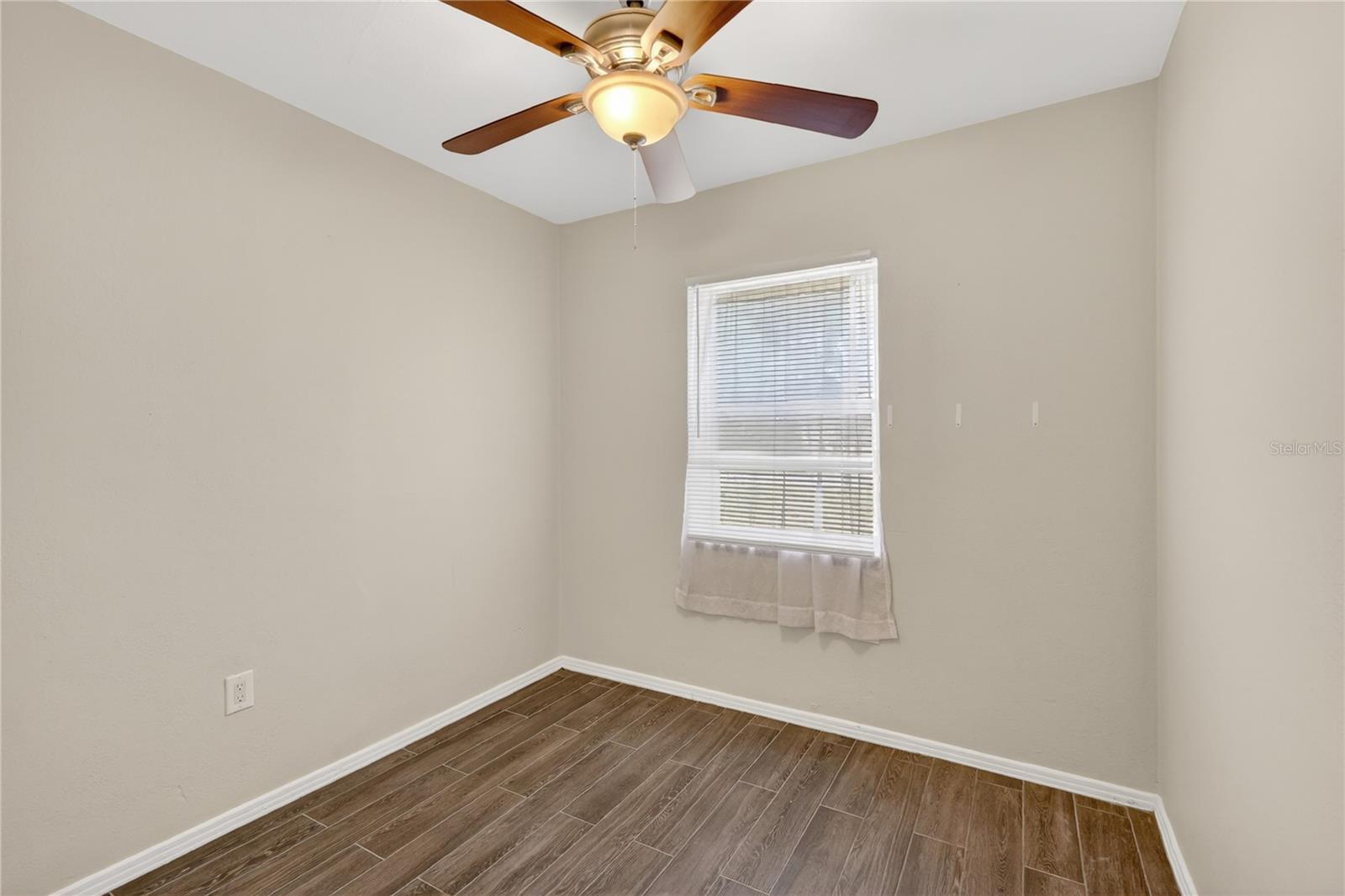 MISSION HEIGHTS - Residential Lease