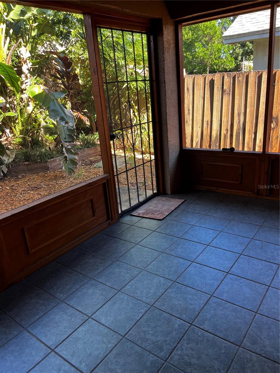4316 SANDHURST DRIVE