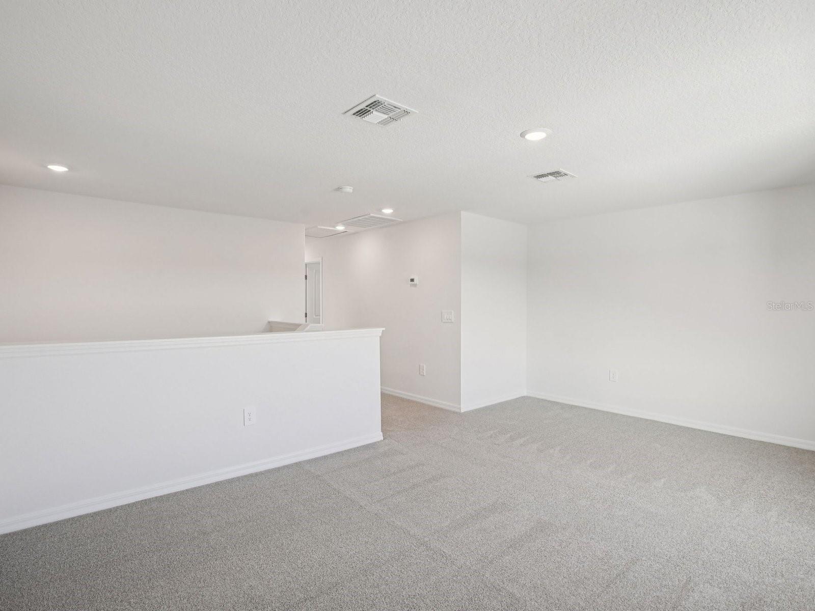 MAGNOLIA BAY - Residential