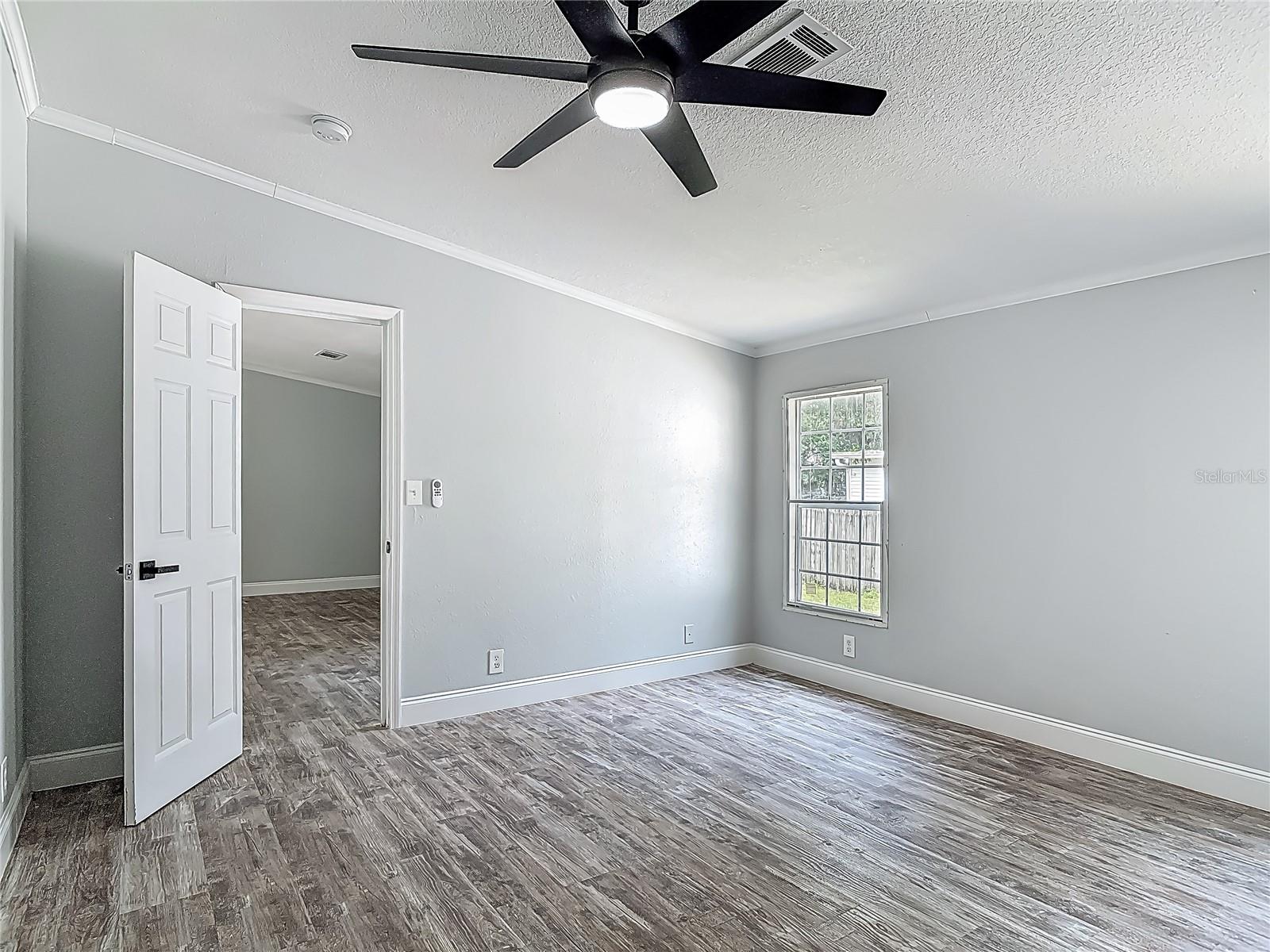 MISSION OAKS CONDO PH 01-03 - Residential