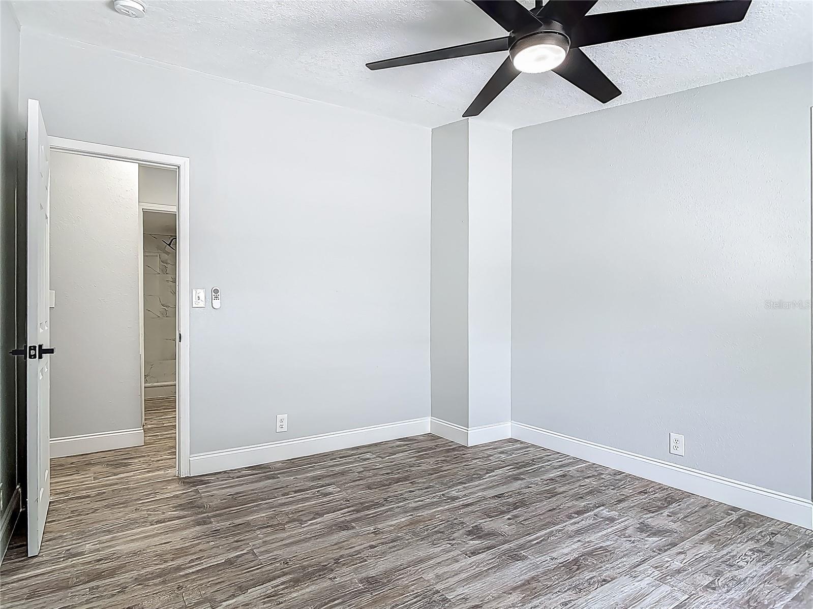 MISSION OAKS CONDO PH 01-03 - Residential
