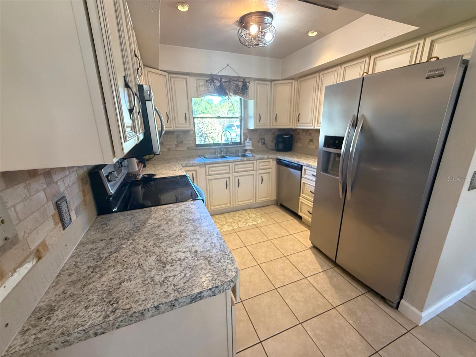 OAKHURST - Residential