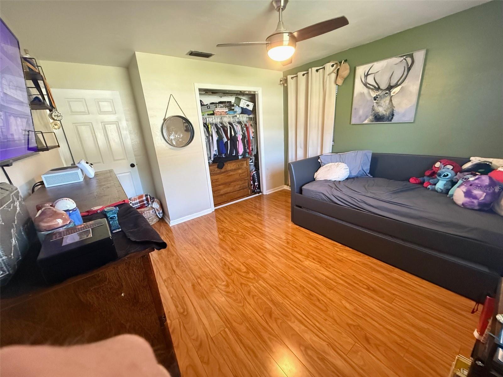 OAKHURST - Residential