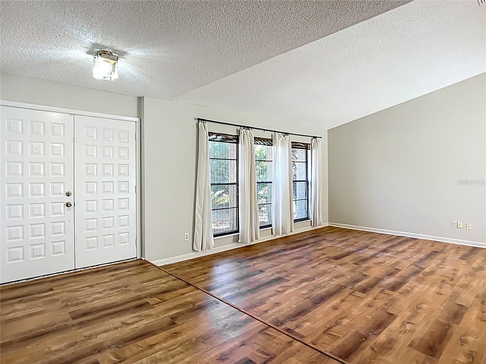 1623 CARTER OAKS DRIVE