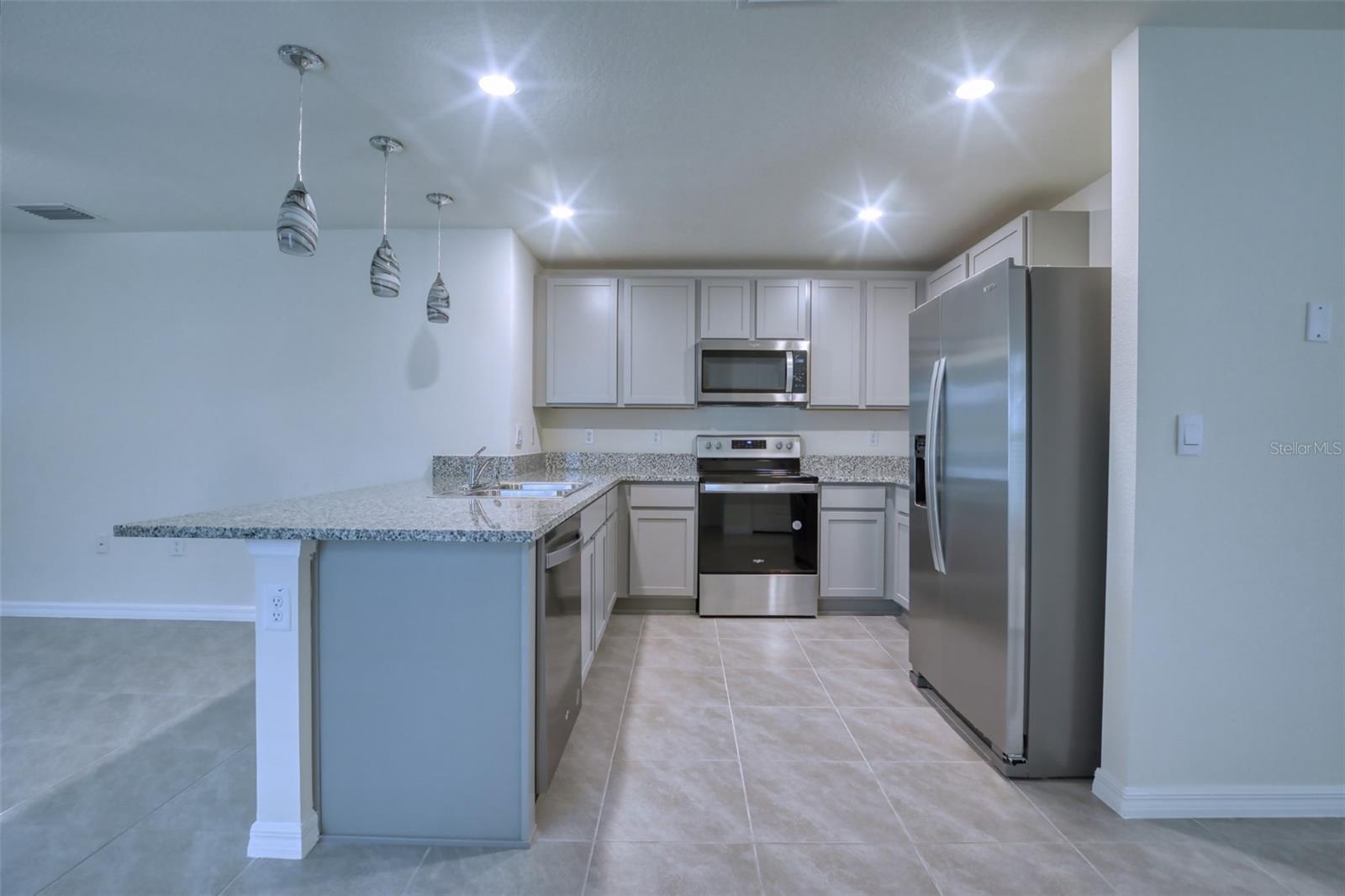 NORTH PARK ISLE PHASE 2A - Residential Lease