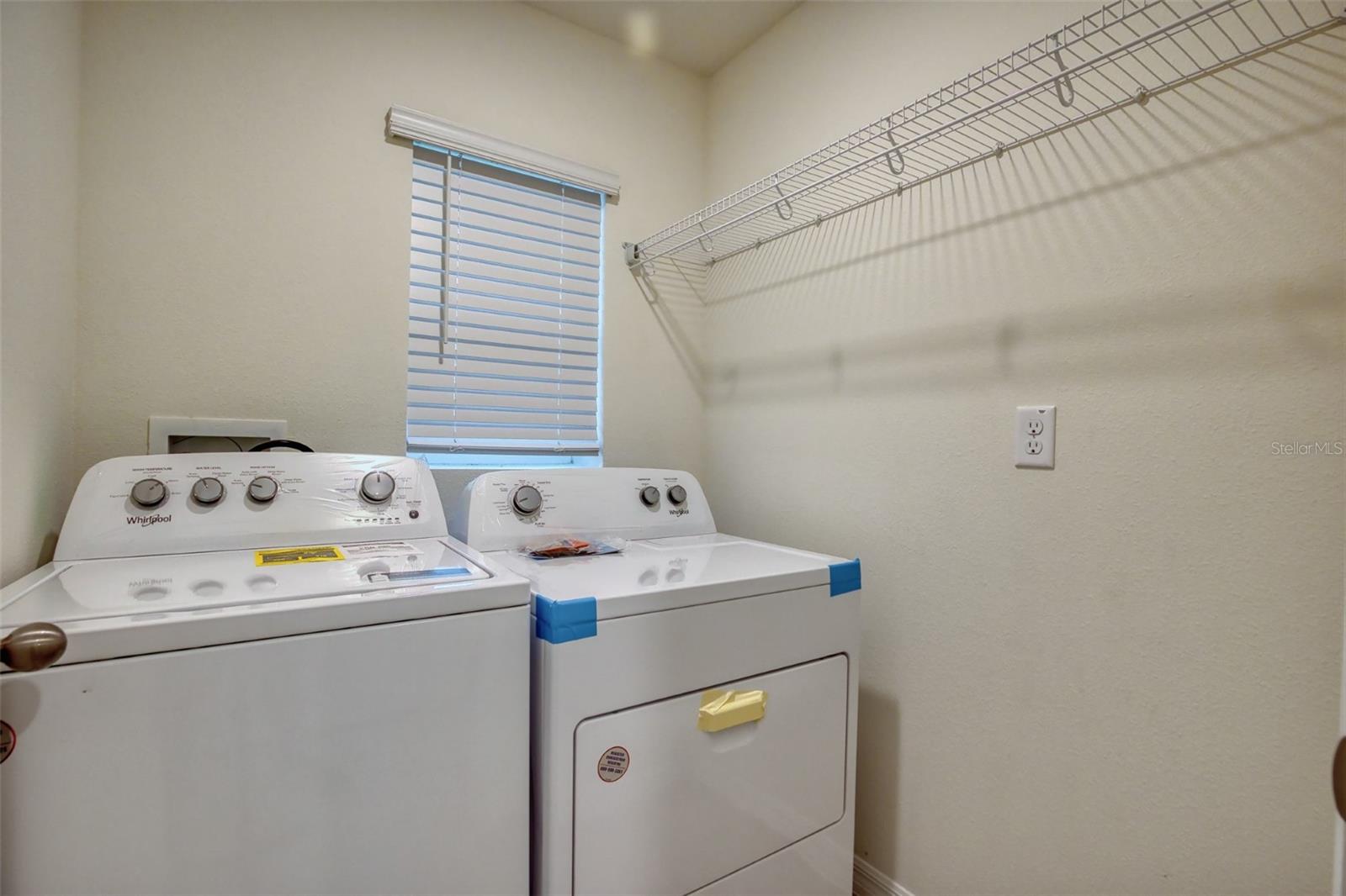 NORTH PARK ISLE PHASE 2A - Residential Lease