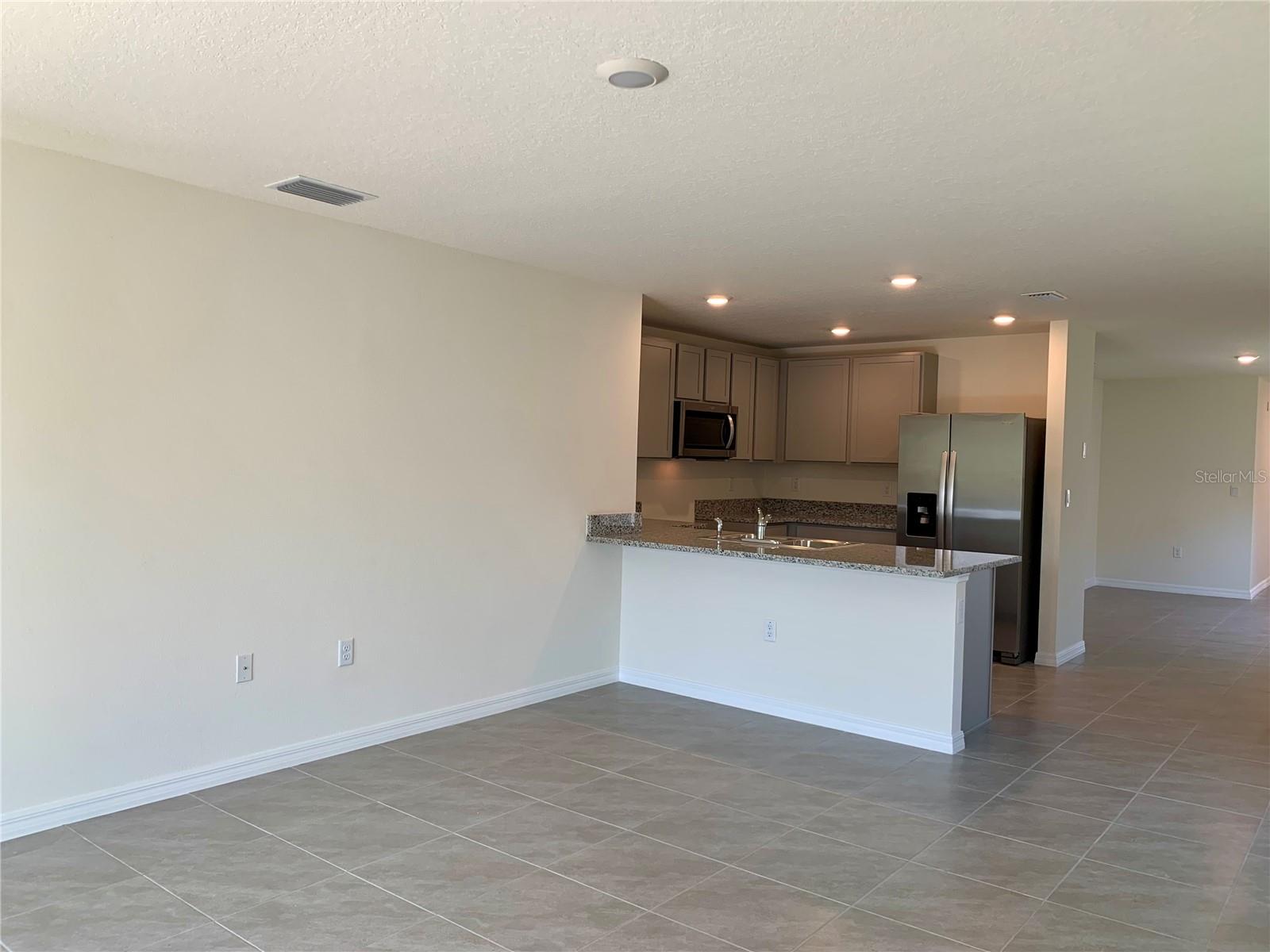 NORTH PARK ISLE PHASE 2A - Residential Lease