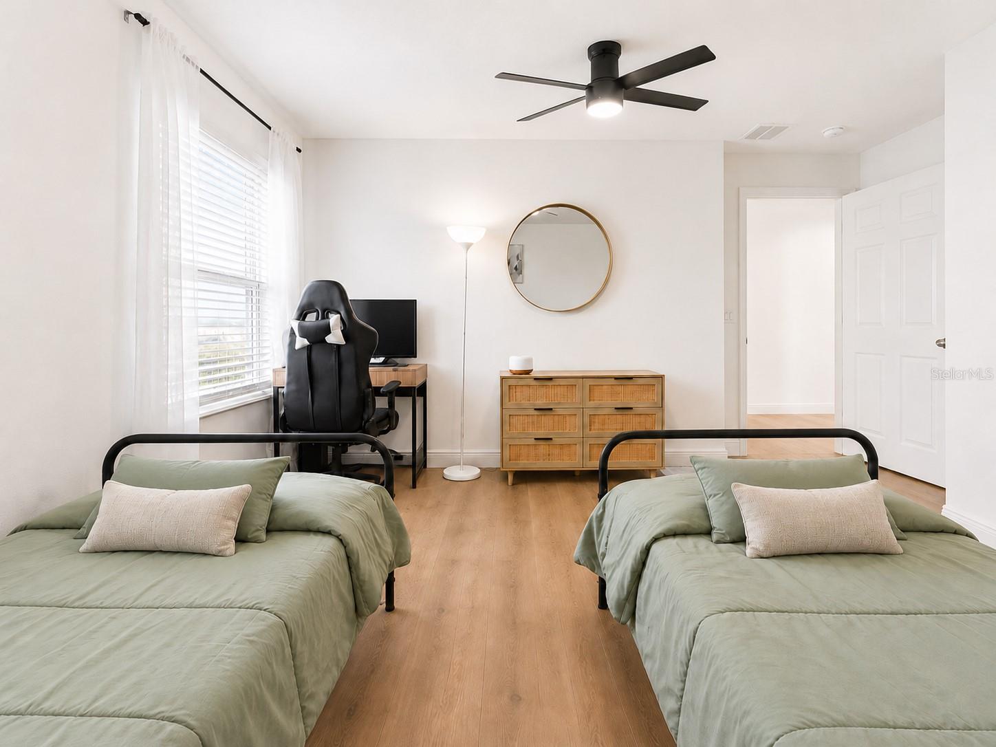 HANOVER LAKES PH 5 - Residential