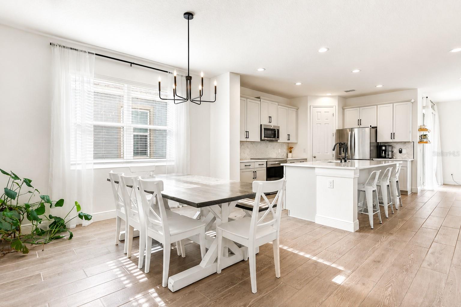 HANOVER LAKES PH 5 - Residential