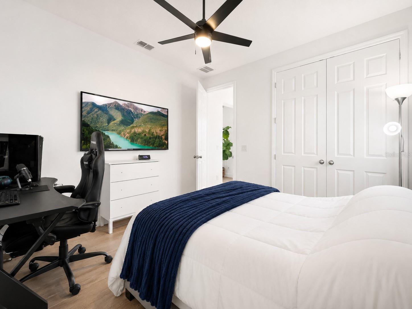 HANOVER LAKES PH 5 - Residential