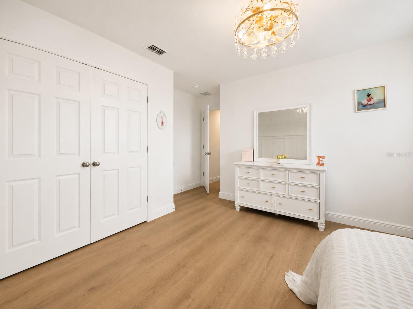 HANOVER LAKES PH 5 - Residential