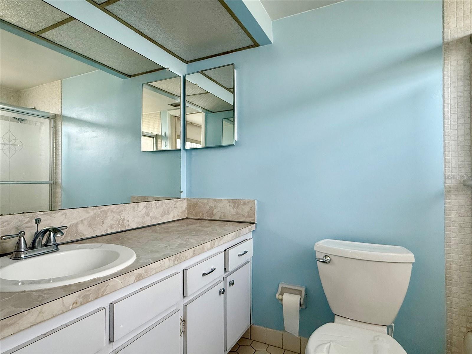 LAFAYETTE THE - Residential