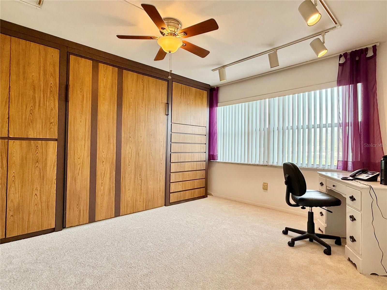 LAFAYETTE THE - Residential